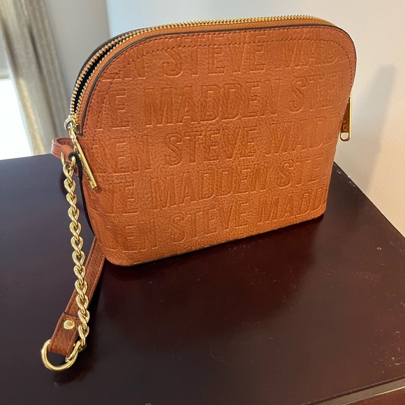 Steve Madden Tan Embossed Crossbody Bag - Picture 4 of 4